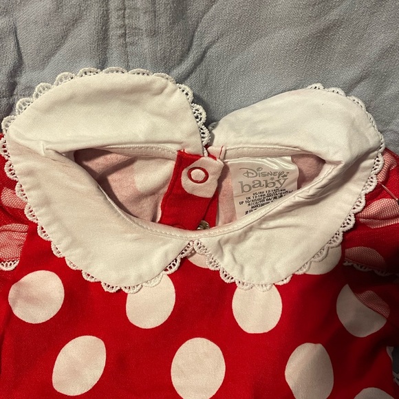 NEW Walt Disney Parks Short Sleeve Snap Costume Dress w/ Bow - Minnie Sz 12-18mo - Picture 3 of 5